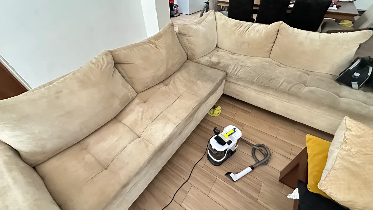 Tapicería y Alfombras Villa — Servicios & Delivery en Santiago, Nuevo León